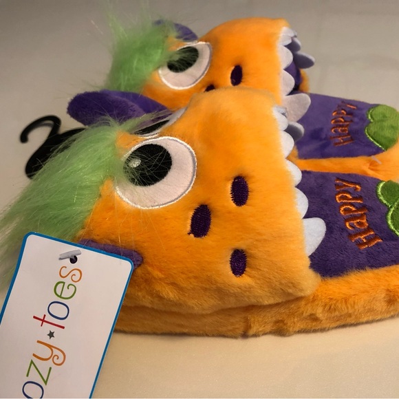 NEW with tags - Cozy Toes Children’s Plush Slippers. Yellow Monster - Picture 3 of 6